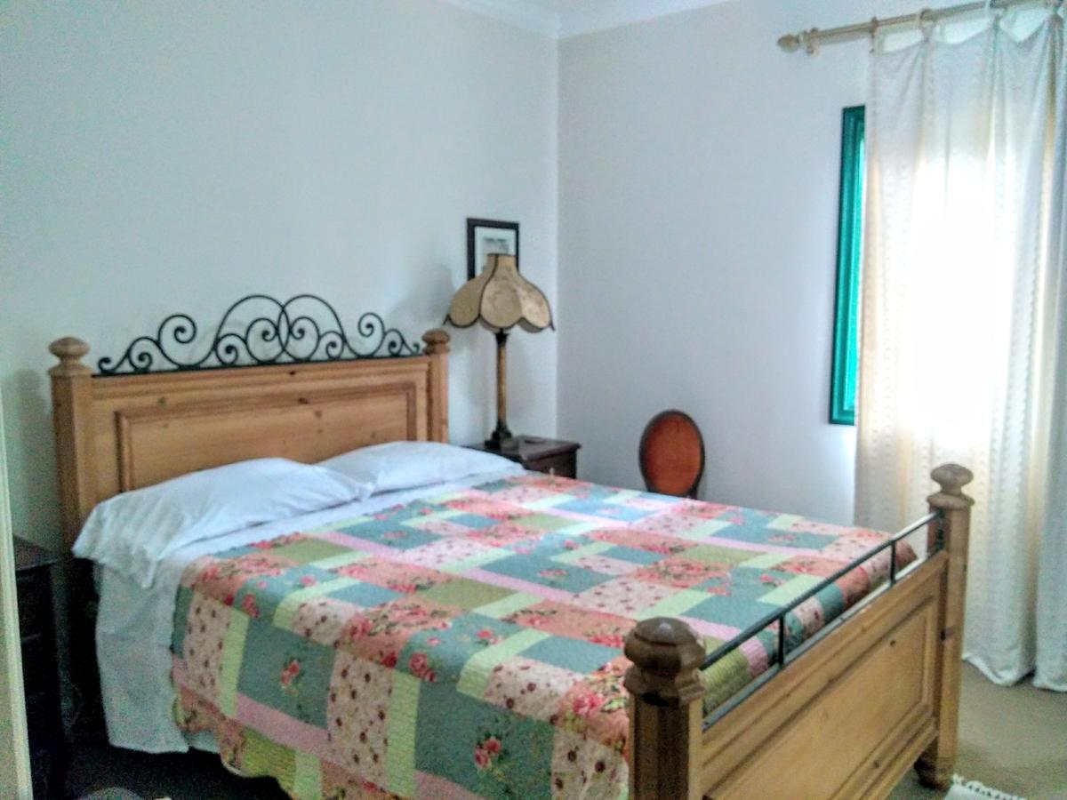 Villa Serena Bed & Breakfast Embu Eksteriør bilde